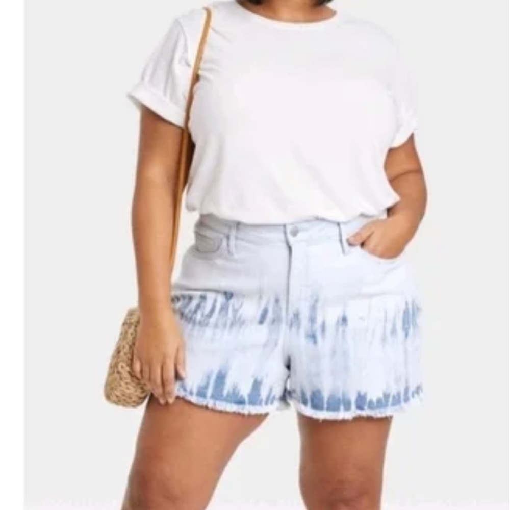 Women’s Jean’s Shorts High-Rise Midi Ava & Viv.             Tie Dye Size 22W NWT